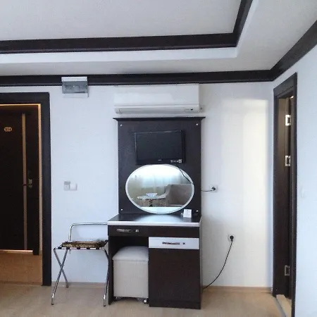 Di̇vri̇gi̇ Hotel Divrigi